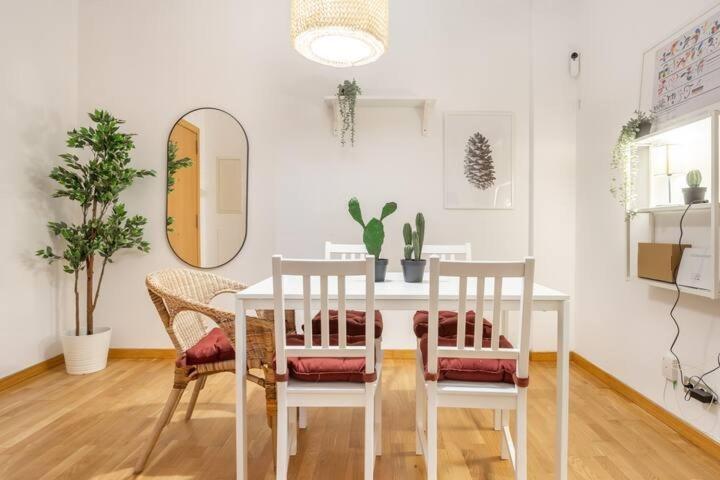 Teatro Appartement Barcelona Buitenkant foto